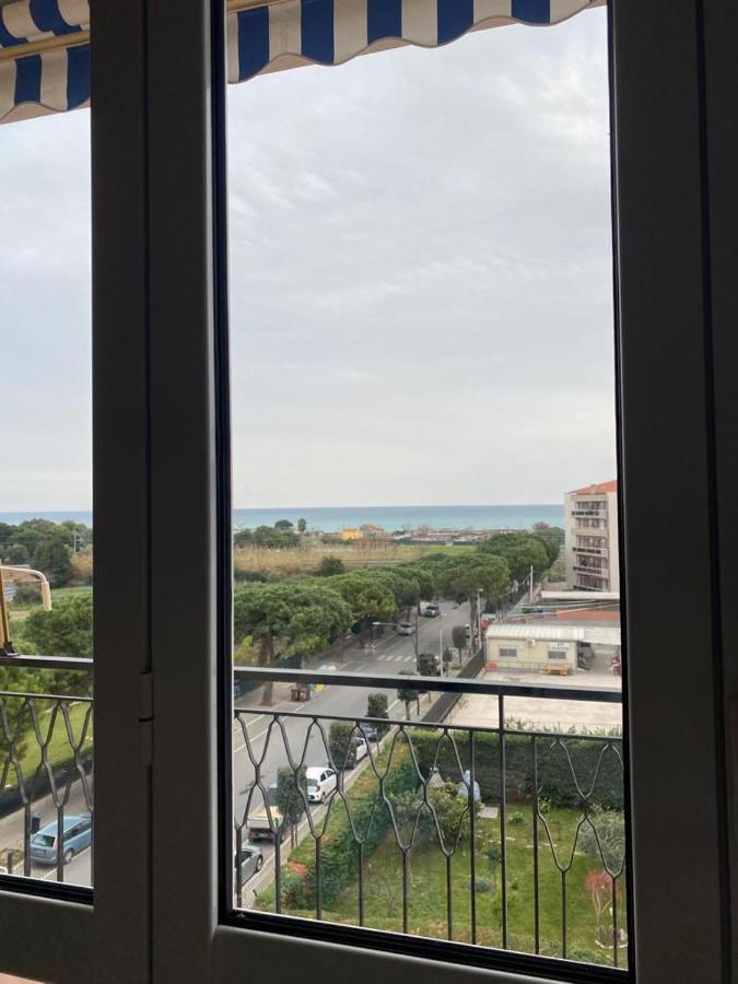 Appartamento Vista Mare Albenga Bagian luar foto