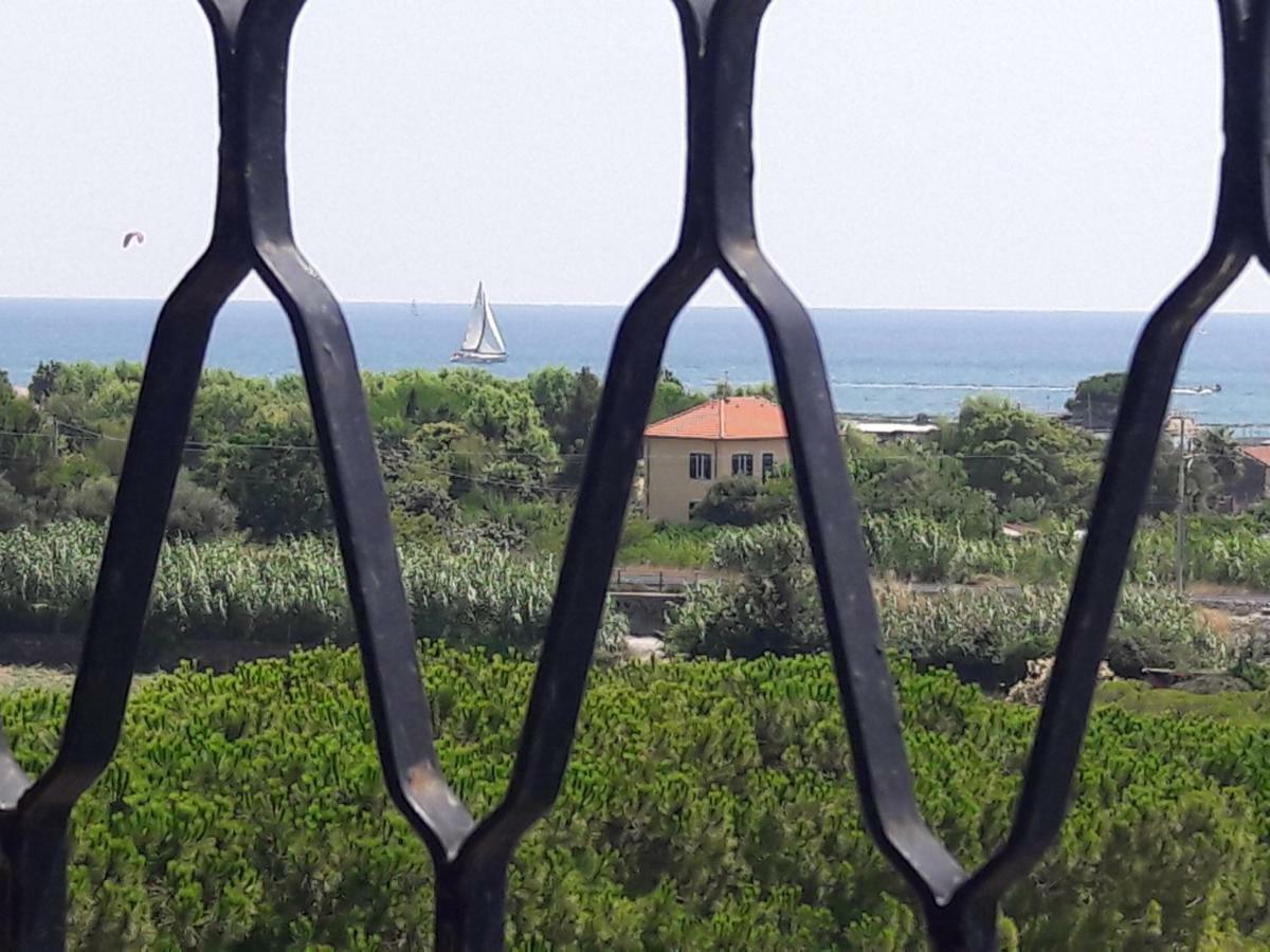 Appartamento Vista Mare Albenga Bagian luar foto