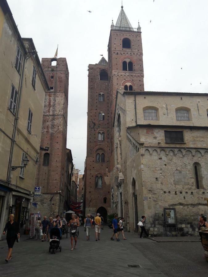 Appartamento Vista Mare Albenga Bagian luar foto